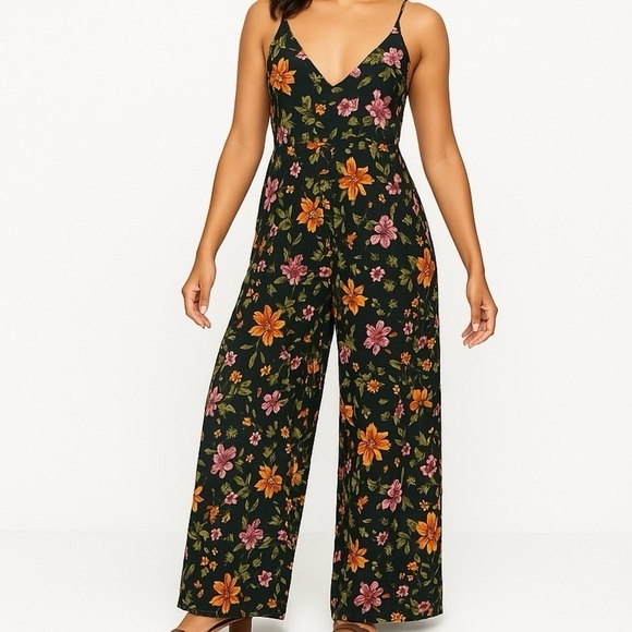 American Eagle Outfitters Pants - American Eagle Jumpsuit Onesy Palazzo Pant Adjusts Bold Boho Botanical Event M